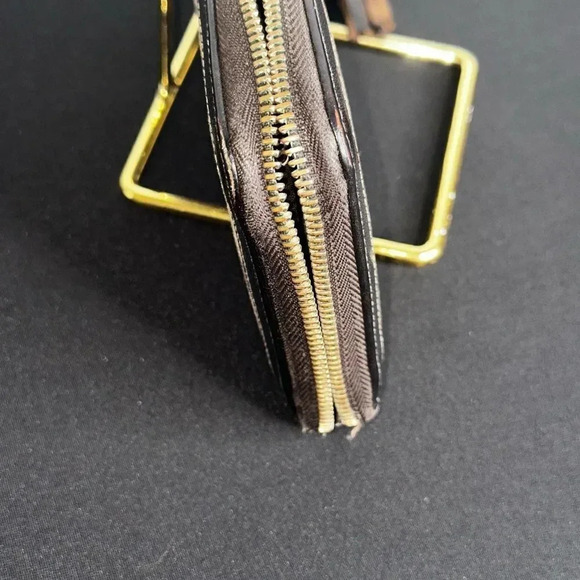 Gucci GG Logo Canvas Long Wallet - Picture 6 of 10